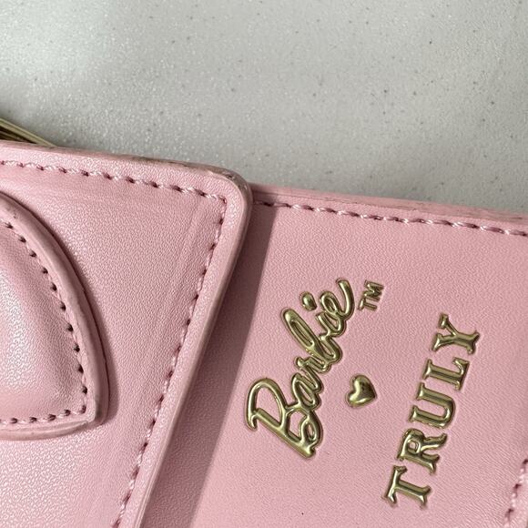 Truly Beauty x Barbie Collaboration Mini Purse Heart/Pink Handbag Crossbody Bag - Picture 2 of 8